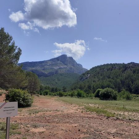 Chambre D Hote Entre Cigale Et Pagnol Διαμέρισμα Peypin Εξωτερικό φωτογραφία